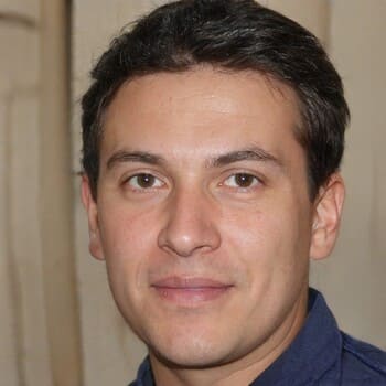 Juan M.
